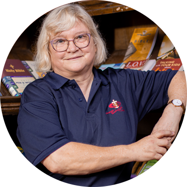 Dr. Silvia Linington